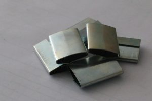 Khoá đai sắt là gì?