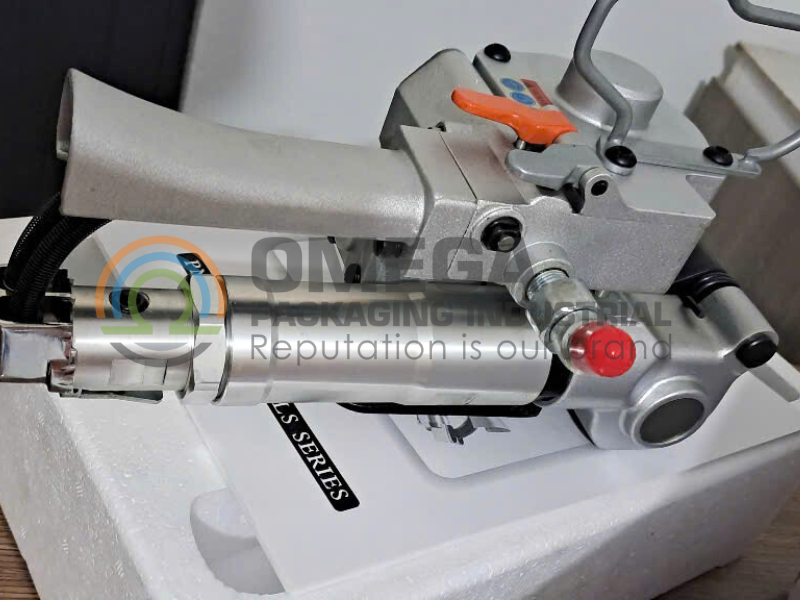 Cận cảnh máy đóng đai khí nén XQD-19